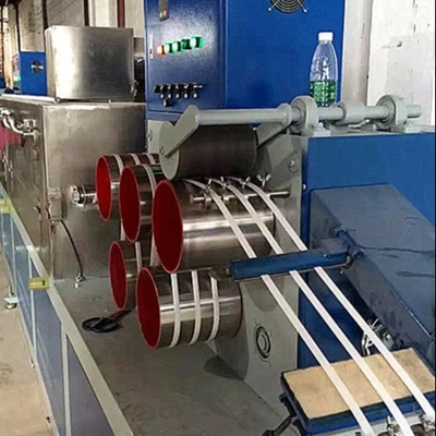 Dây chuyền ép đùn dây đeo bằng nhựa PP Dây chuyền ép đùn 90kg / H Máy đùn Polyester