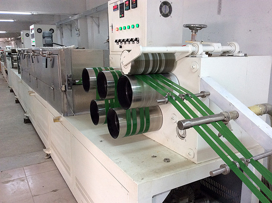 Máy sản xuất dây đai PET tự động 400kg / H 19mm Extruder băng đai rộng với điều khiển PLC