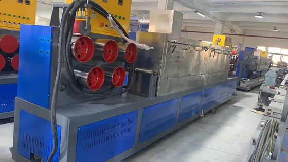 Đường dây sản xuất dây đai PP hai vít Máy đẩy polypropylene nhựa với bộ thay đổi màn hình không ngừng