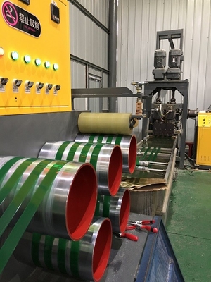 Máy sản xuất dây đai PET tự động 400kg / H 19mm Extruder băng đai rộng với điều khiển PLC
