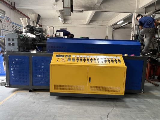 Dây chuyền ép đùn đai đóng gói Sandwich Điều khiển cảm ứng màn hình PLC tự động