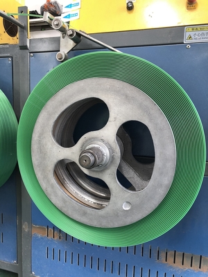 Máy làm dây đeo PET tự động có độ căng dây đeo &gt;850kg Chiều rộng dây đeo 5-19mm