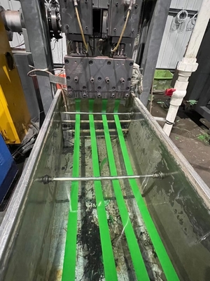 Máy chế tạo dây đai PET Twin Screw cho ngành công nghiệp lò gạch Máy chế tạo dây đai PET cường độ cao cho thép Ind